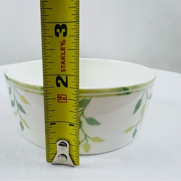 Lenox Discounted Butterfly Meadow Small Bowl Freezer/Microwave/Dishwasher Safe - Picture 5 of 6